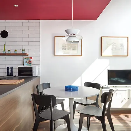 Inner Centre Modern Duplex In Apartment Dublin