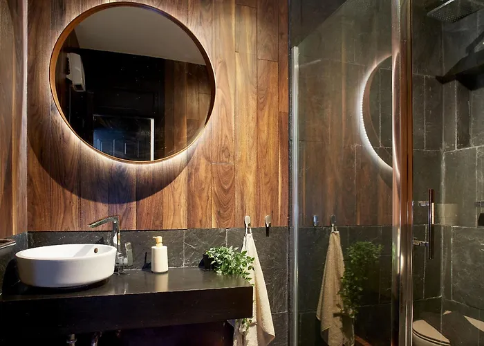 Apartamento Inner Centre Modern Duplex In *